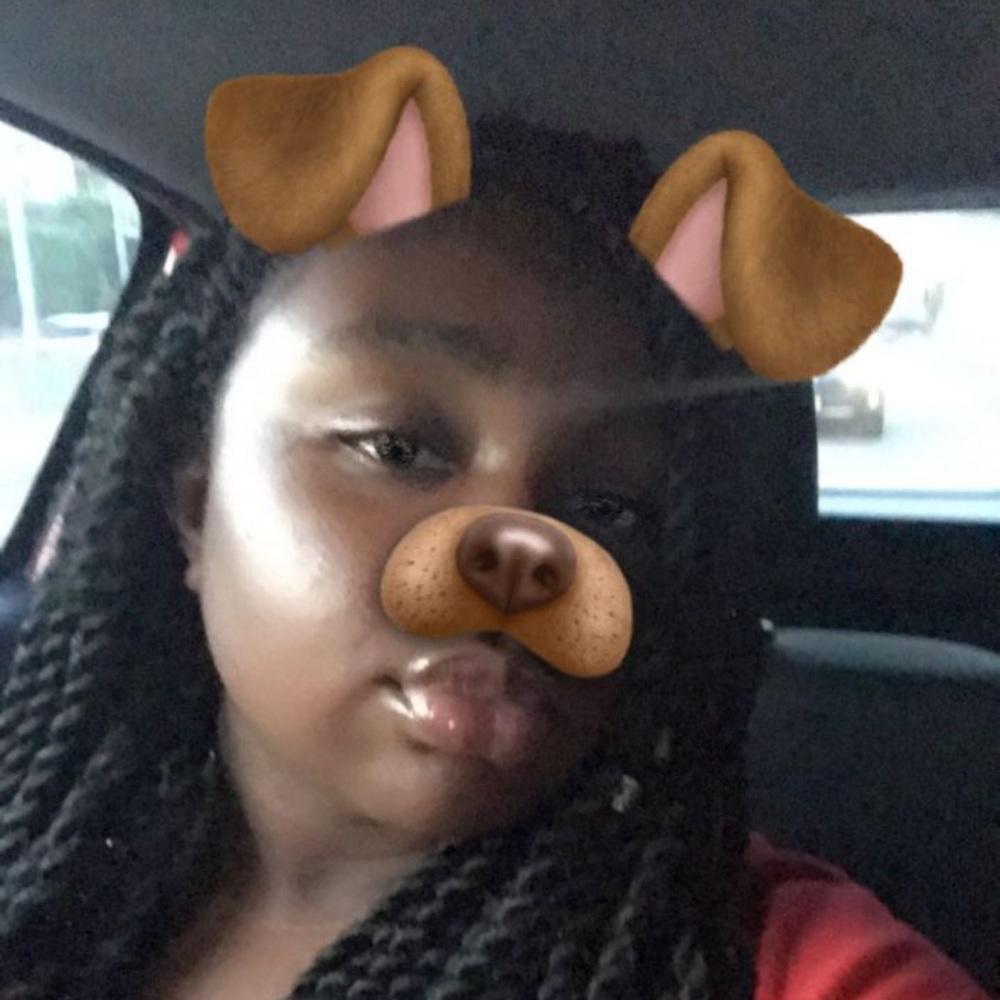Meet your Posher, Monique